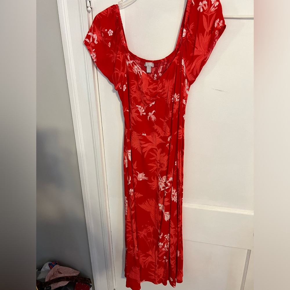 Chelsea dress size M